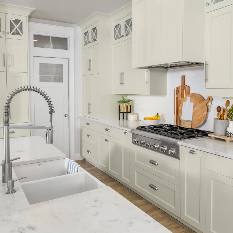 Nuvo Antique White Cabinet Paint Kit - Image 6